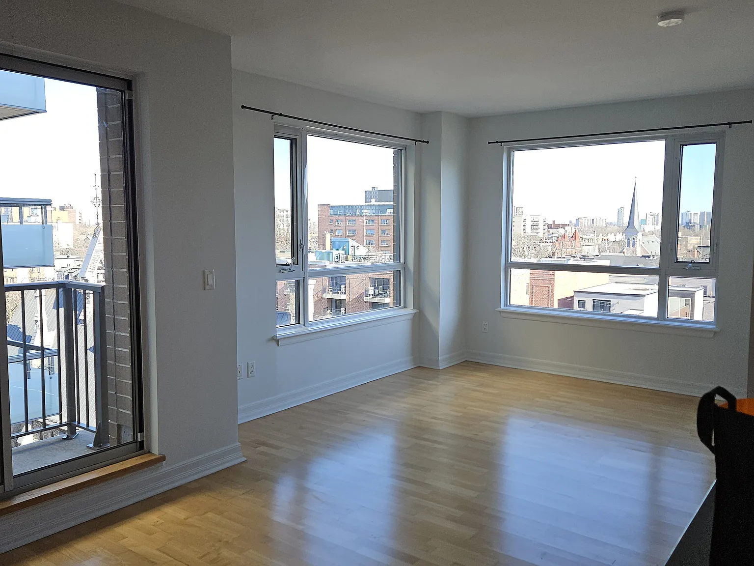 200 Besserer Street — Photo 3