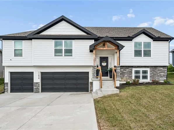 11848 N Kentucky Ave, Kansas City, MO 64157