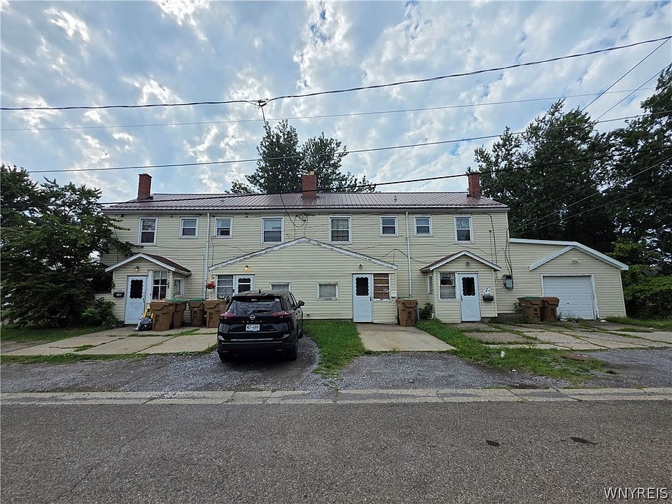 1st image of 24 Windwood Cts