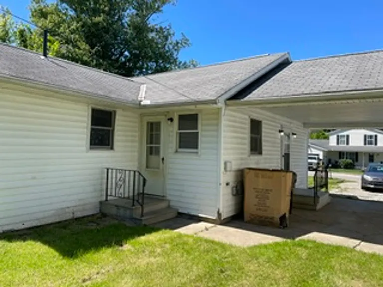 2056 McKinley Ave — Photo 13