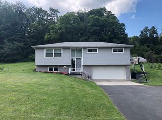 4565 Somerset Pike, Hollsopple, PA 15935