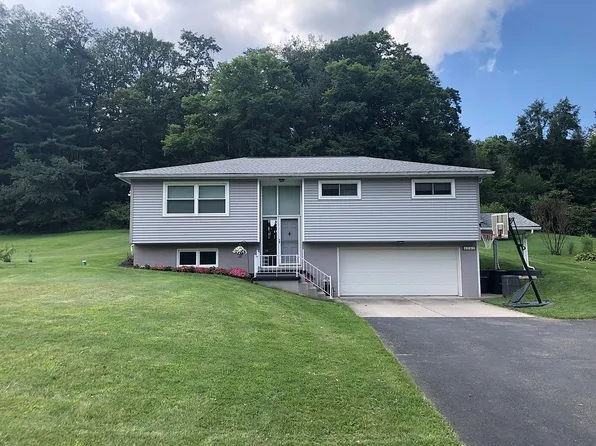 4565 Somerset Pike, Hollsopple, PA 15935