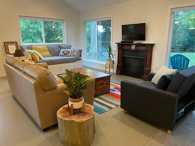 2 bed, 1.5 bath, 1250 sqft, $2,895 — Photo 3