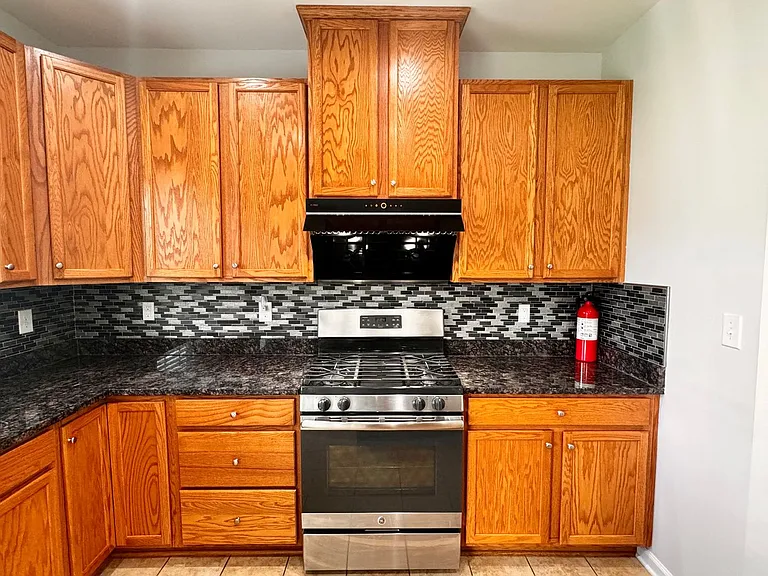 145 Holly Hill Dr — Photo 21