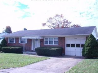 109 Vaturia Dr, Hurricane, WV 25526