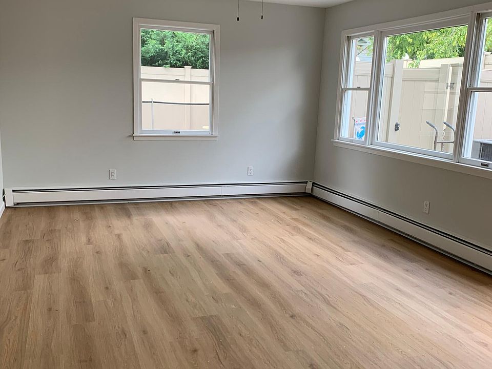 1st image of 454 Yetman Ave #Ll