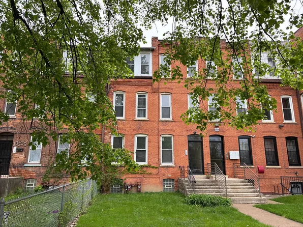 10534 S Maryland Ave, Chicago, IL 60628