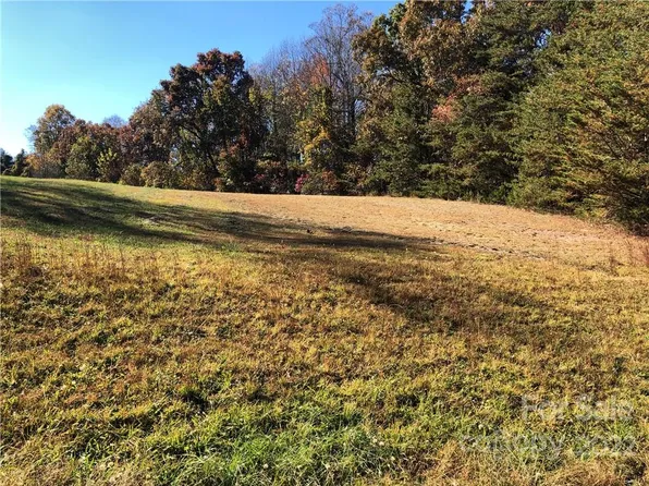 101 Springwood Dr NE, Valdese, NC 28690