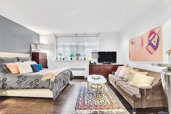 1st image of 82 Irving Pl APT 1A
