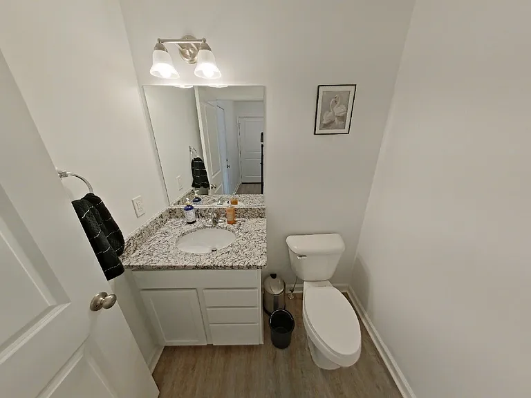 15894 Camperdown Ave — Photo 6