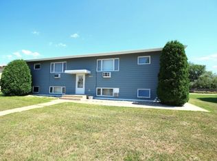 2018 4th St NW #2, Minot, ND 58703