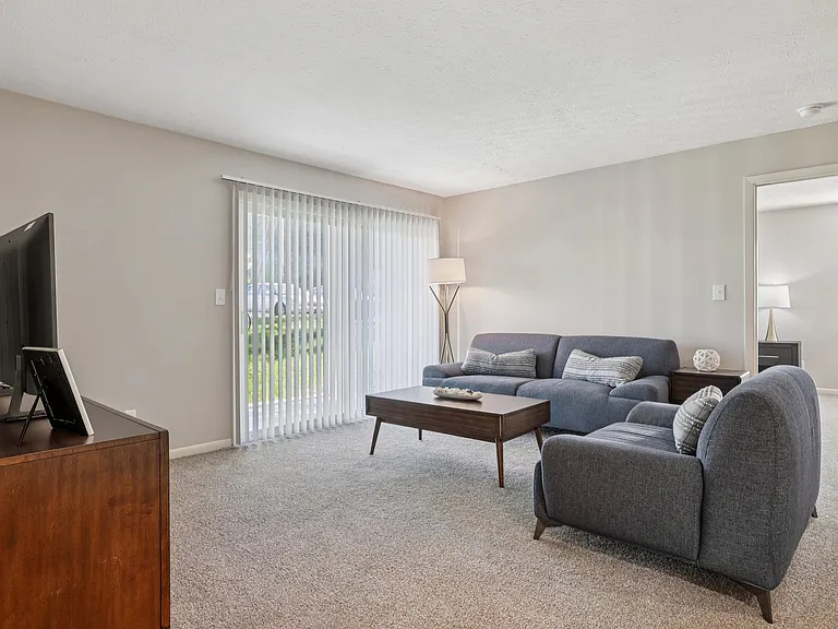 Fox Chase South — Photo 17