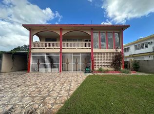61 Murcia St, Dorado, PR 00646