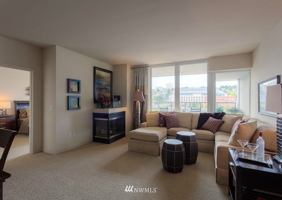 1st image of 1515 Dock Street #907