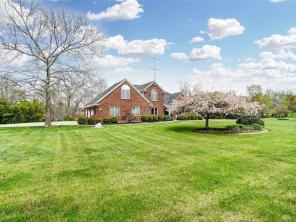 3rd image of 1694 Woodland Trl