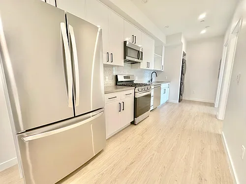 11500 Culver Blvd #401 Photo 1