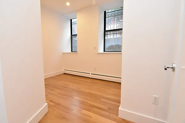 Rented by Bohemia Realty Group | media 18