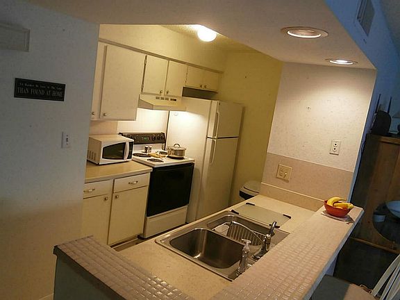 4th image of 12500 Melville Dr APT 133D