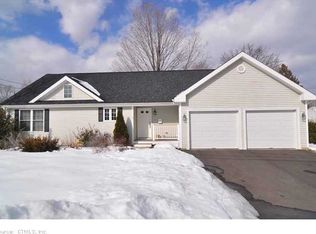 41 6th St, Bristol, CT 06010