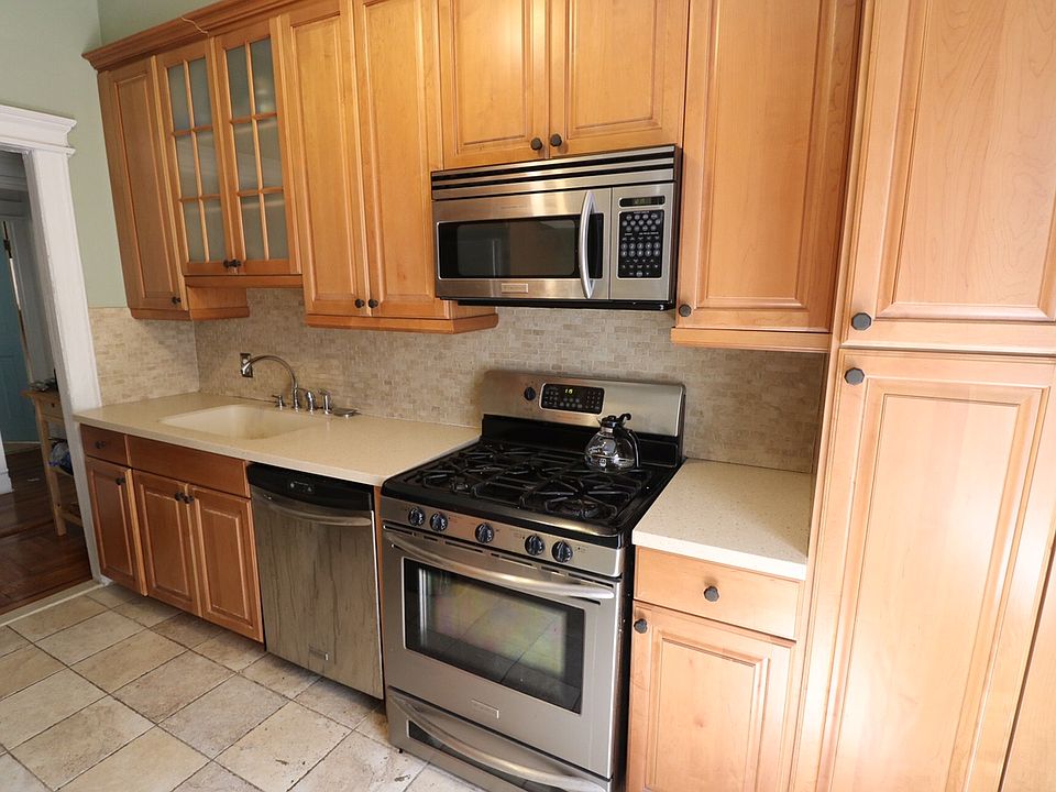 1st image of 95 Eastern Pkwy APT 2E