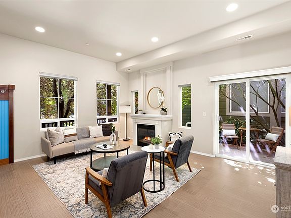 4th image of 8115 165th Avenue NE