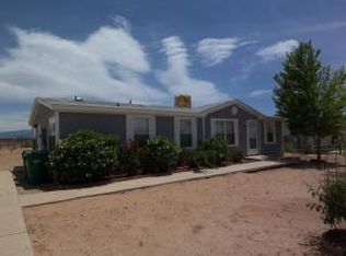 604 1st St NE, Rio Rancho, NM 87124