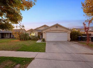 221 Yellowstone St, Tulare, CA