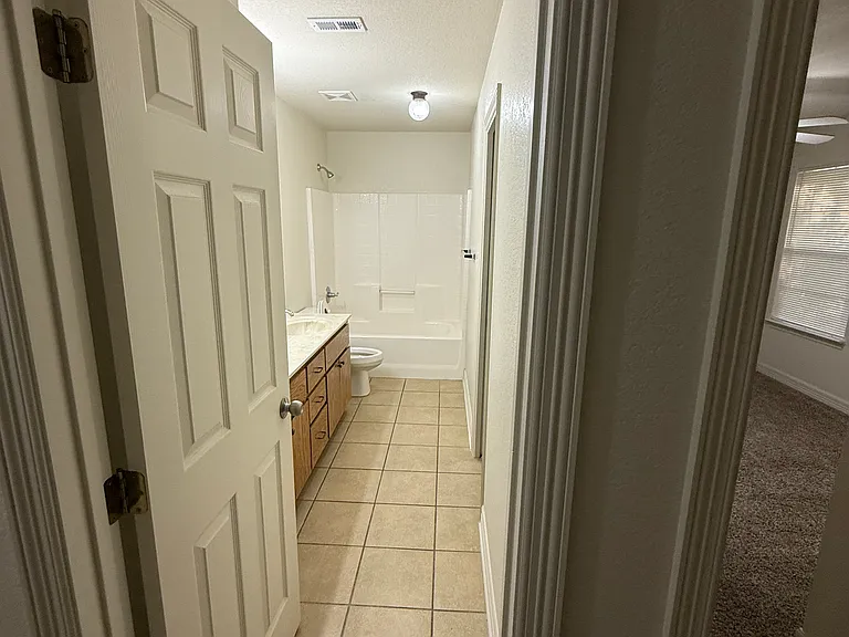 820 N Beal St #B — Photo 17