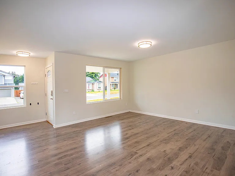 111 Carver Walk SE — Photo 3