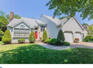 31 Abbotsford Dr, Marlton, NJ 08053