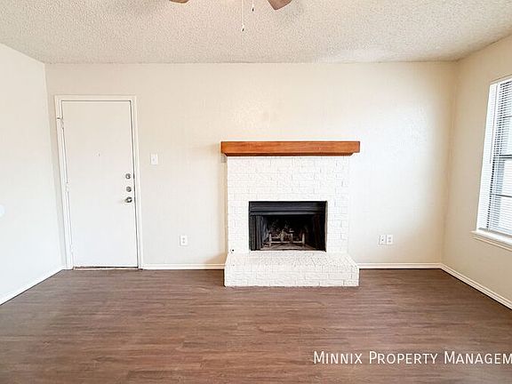 5th image of 9608 Elmwood Ave Unit A