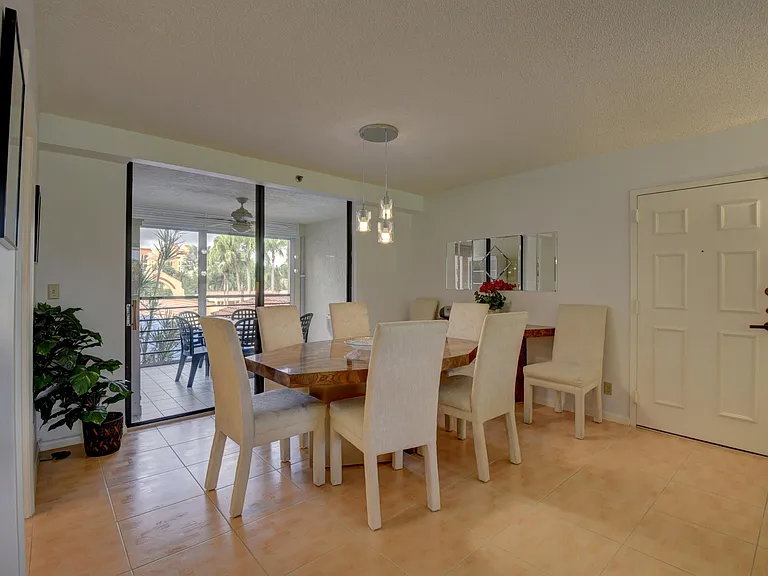 7194 Promenade Dr #202 — Photo 5