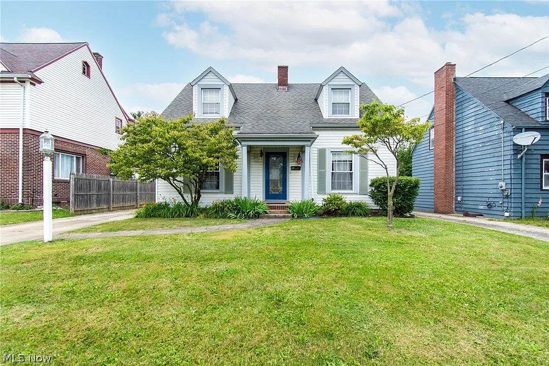 22 Beechwood Dr photo 1