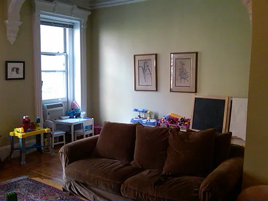 Rented by Alta Real Estate | media 22