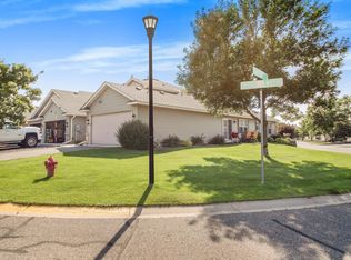 816 Golden Way, Isanti, MN 55040