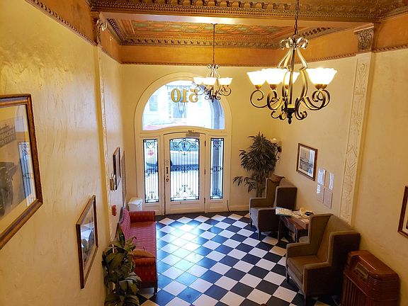 4th image of 510 26th Ave #407
