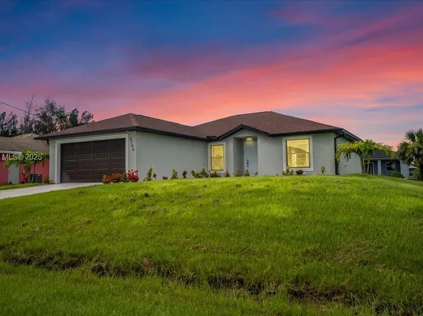 2704 46th St SW, Lehigh Acres, FL 33976