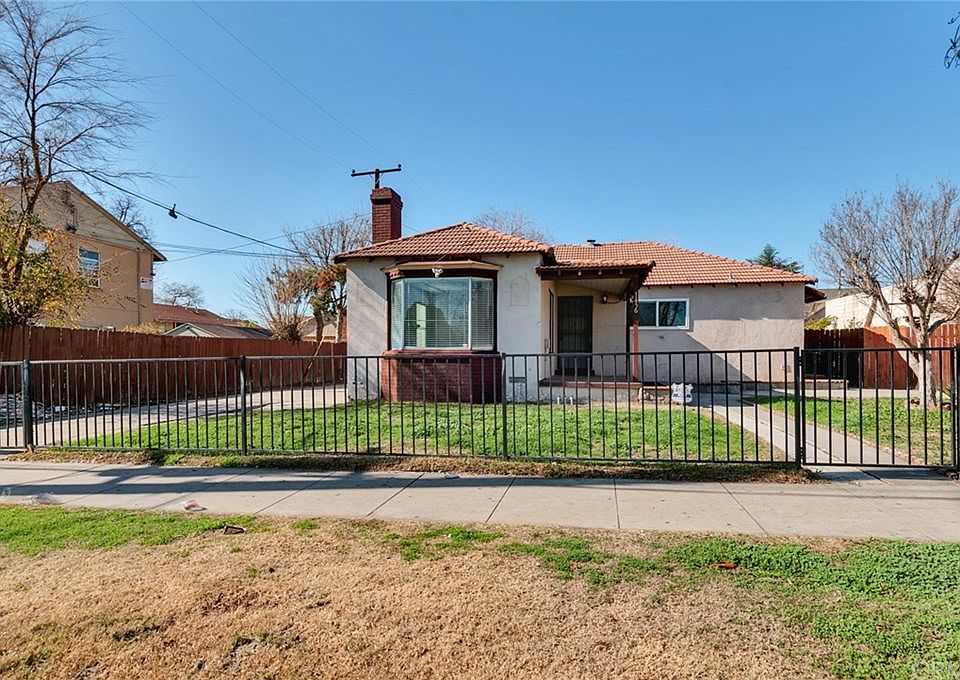 1st image of 1456 N Sierra Way