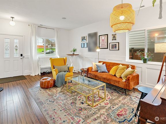 3rd image of 7610 87th Street NE