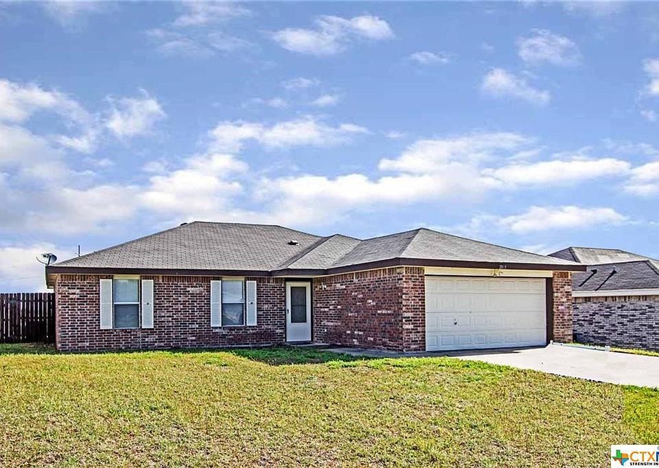 1st image of 2805 Maria Dr