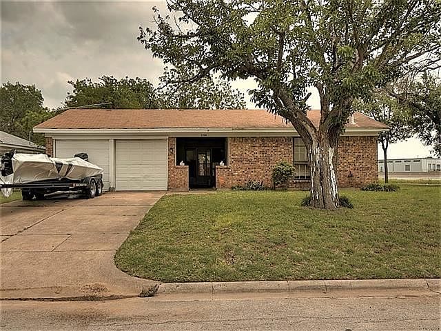 1st image of 2700 Birch Park Dr