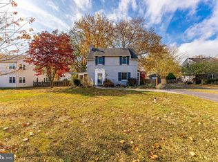413 Golfview Rd, Wallingford, PA 19086