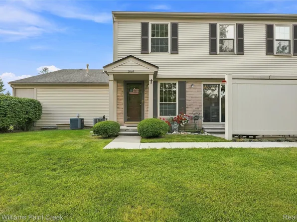 3009 High Pointe Ridge Rd, Lake Orion, MI 48359
