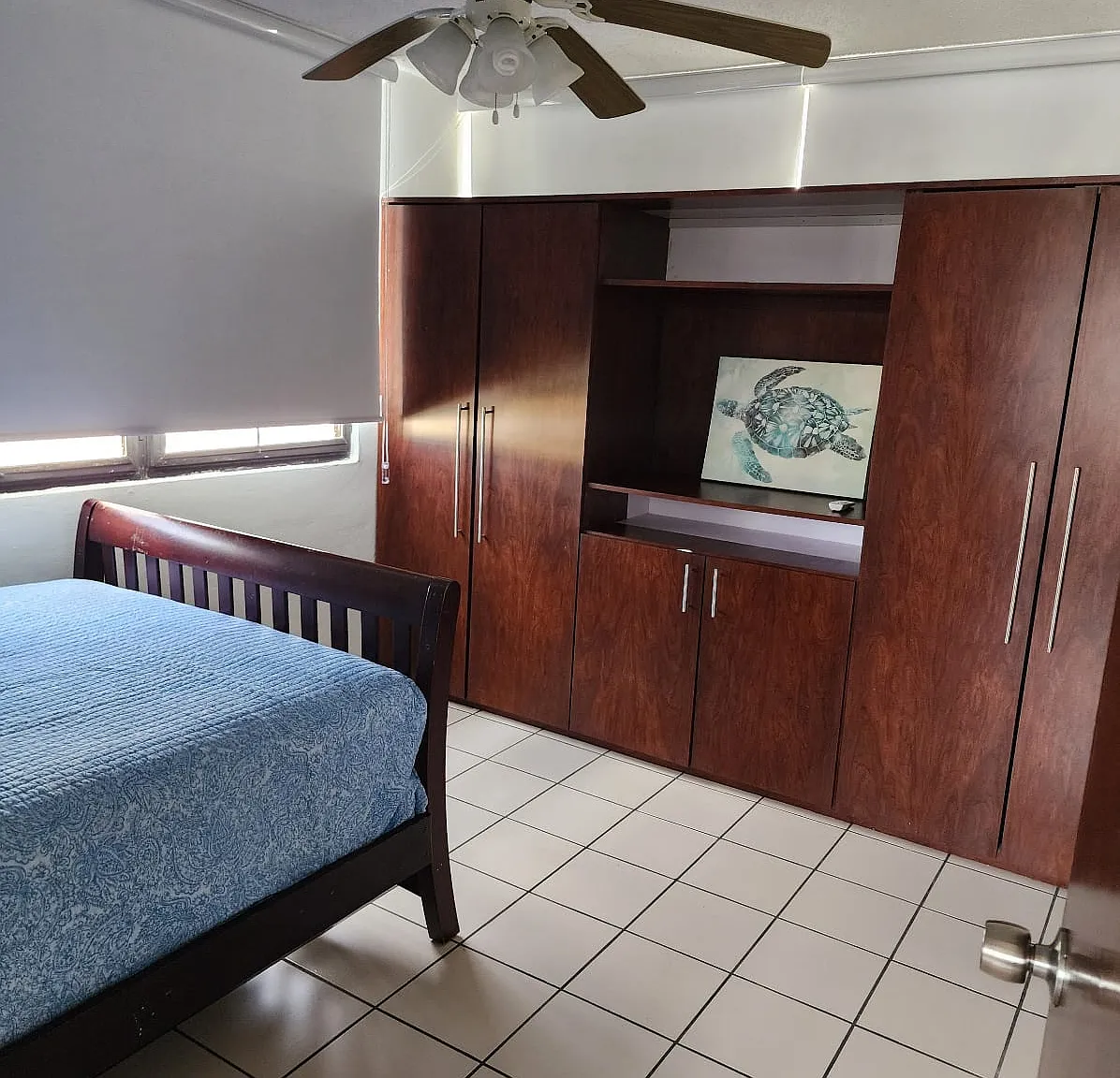 4 bed, 3.5 bath, 2800 sqft, $5,300 — Photo 4