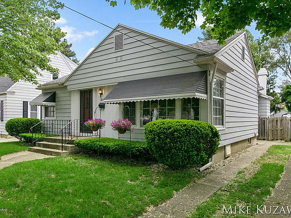 2nd image of 2114 Houseman Ave NE