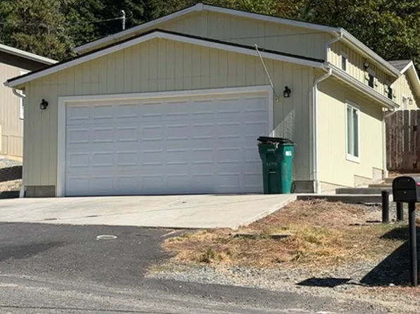 22703 Black Hawk Dr, Twain Harte, CA 95383