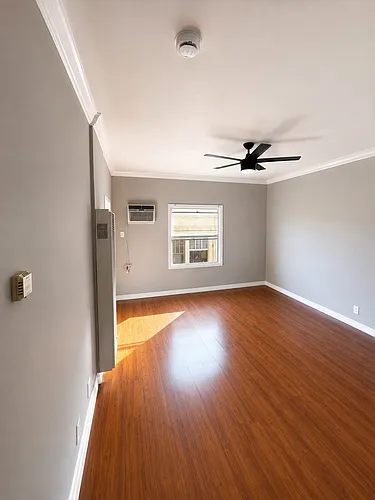 1414 N Hobart Blvd #14 Photo 1