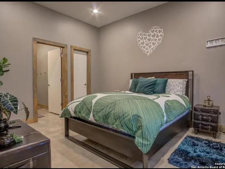 1542 N Alamo St #203 — Photo 7