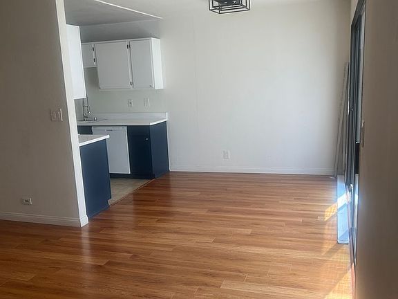 4th image of 647 N Hayworth Ave APT 103