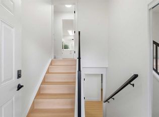 724 W 55th St SE, Calgary, AB T2A3R8